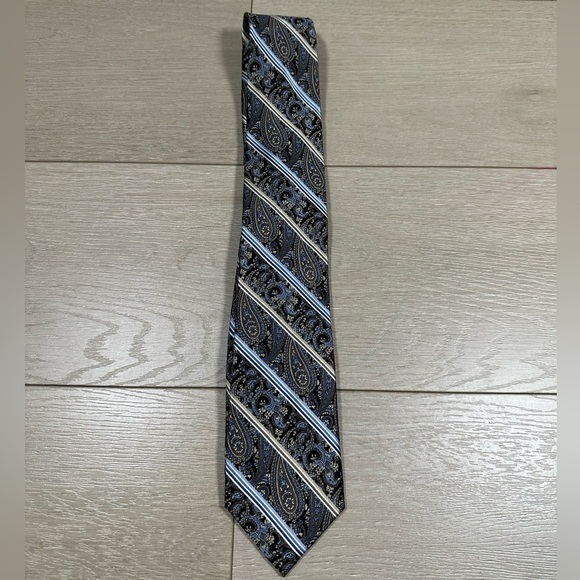 Pronto Uomo Black and Blue Silk Tie - Picture 1 of 4